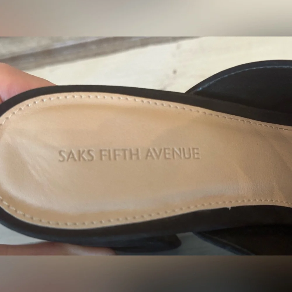 NWOT Saks Fifth Avenue Black Suede Platform‎ Sandal - Size 10